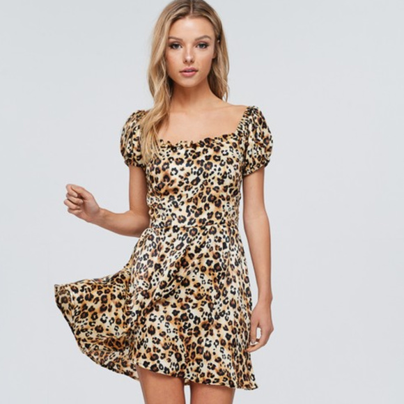 Dresses & Skirts - ANIMAL PRINT DRESS
